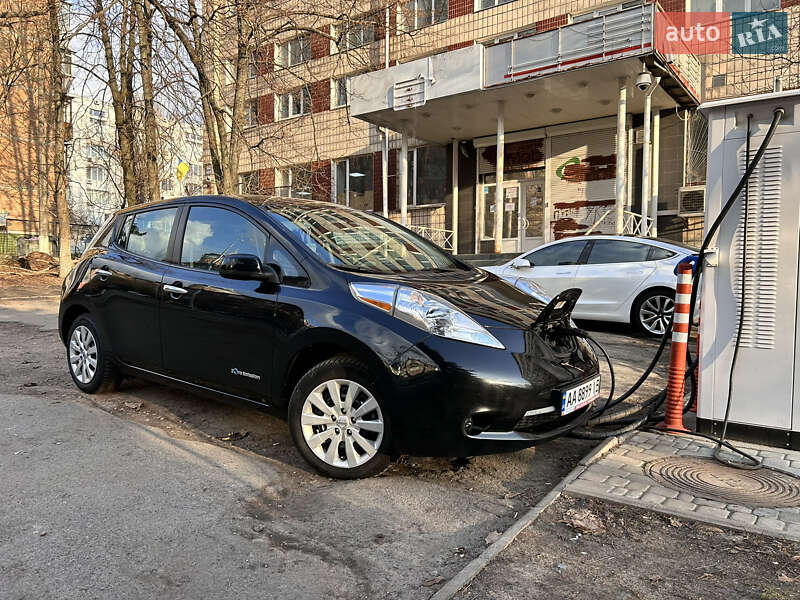 2016 nissan leaf