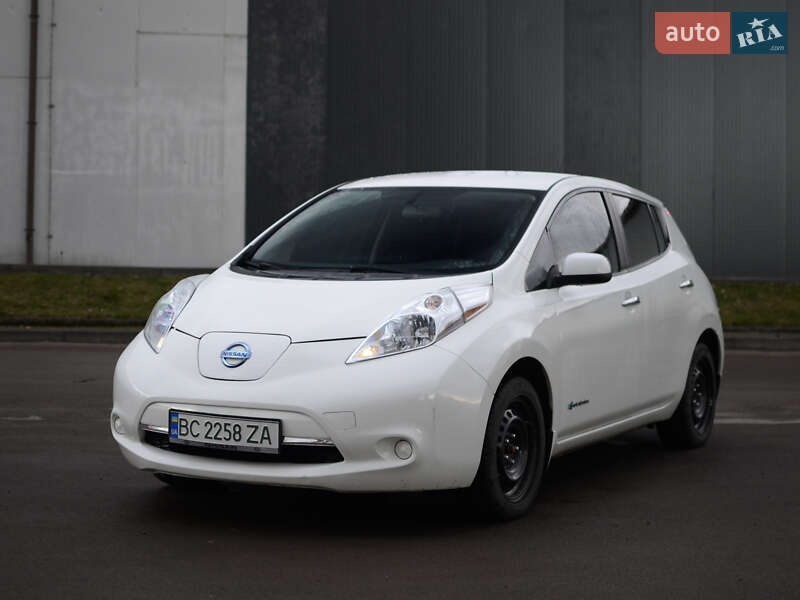 2016 nissan leaf