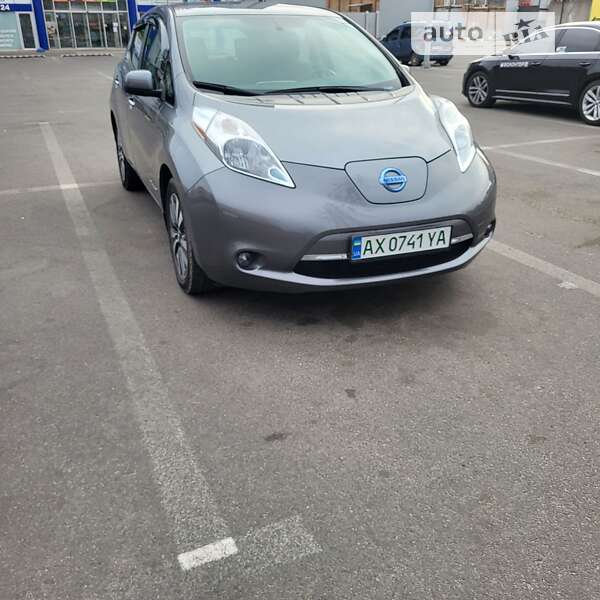 2015 nissan leaf