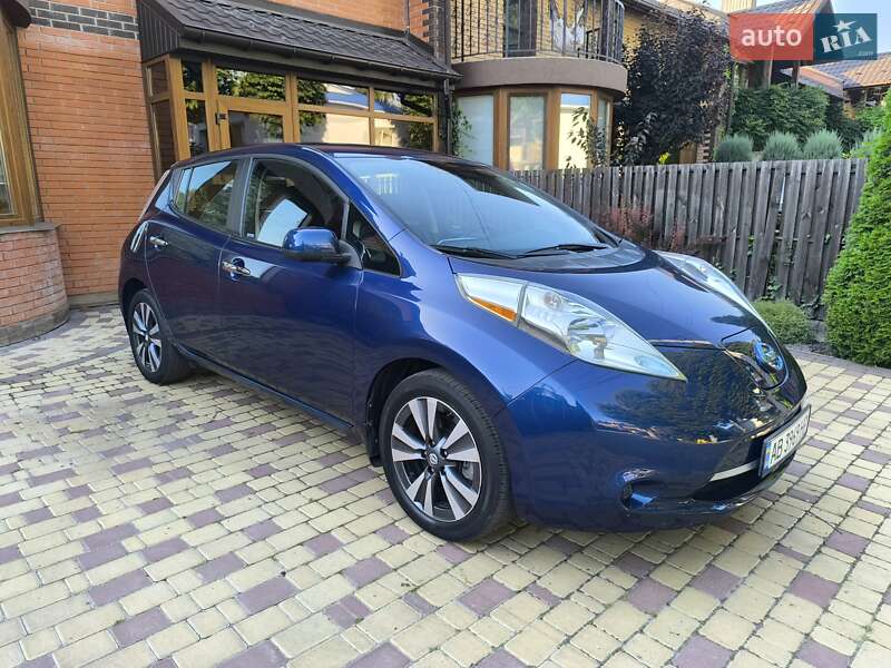 2016 nissan leaf