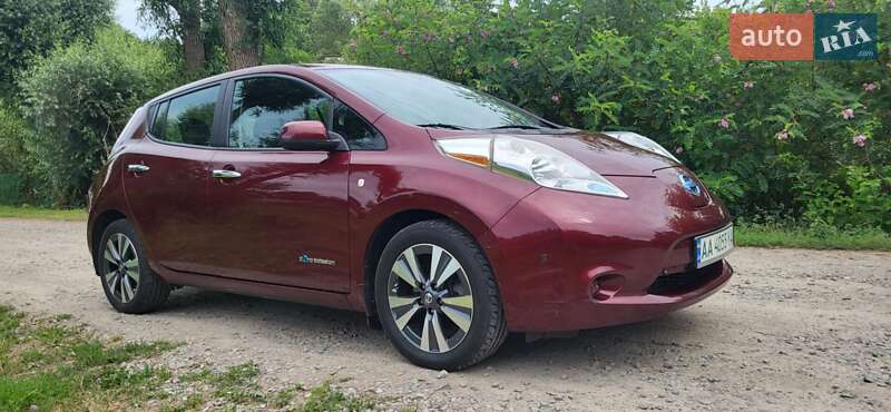 2016 nissan leaf