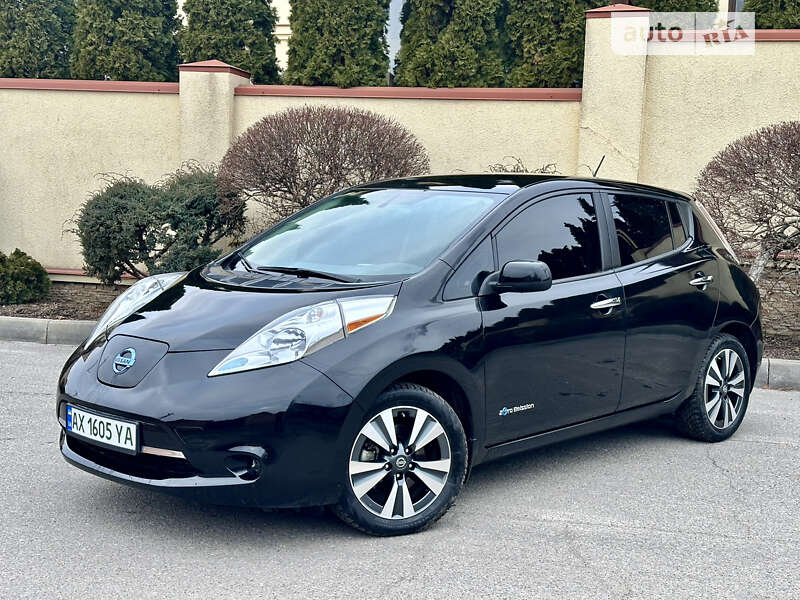 2016 nissan leaf