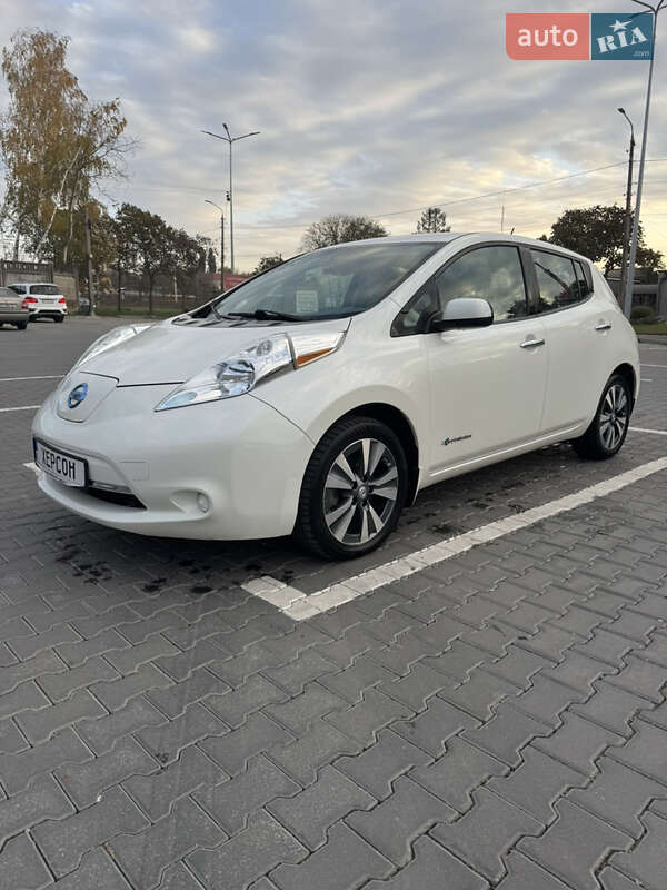 2015 nissan leaf
