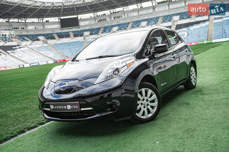 2016 nissan leaf