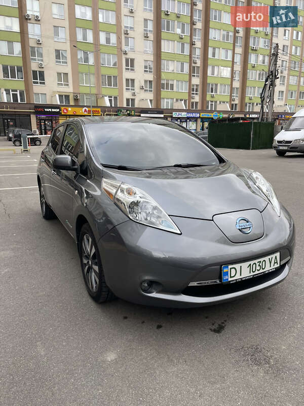 2017 nissan leaf