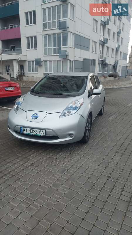 2017 nissan leaf