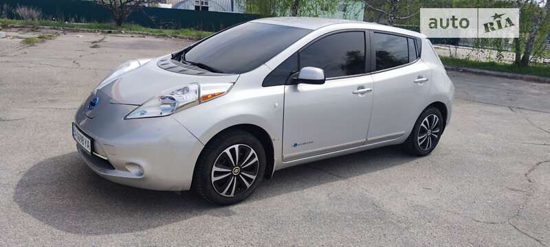 2017 nissan leaf