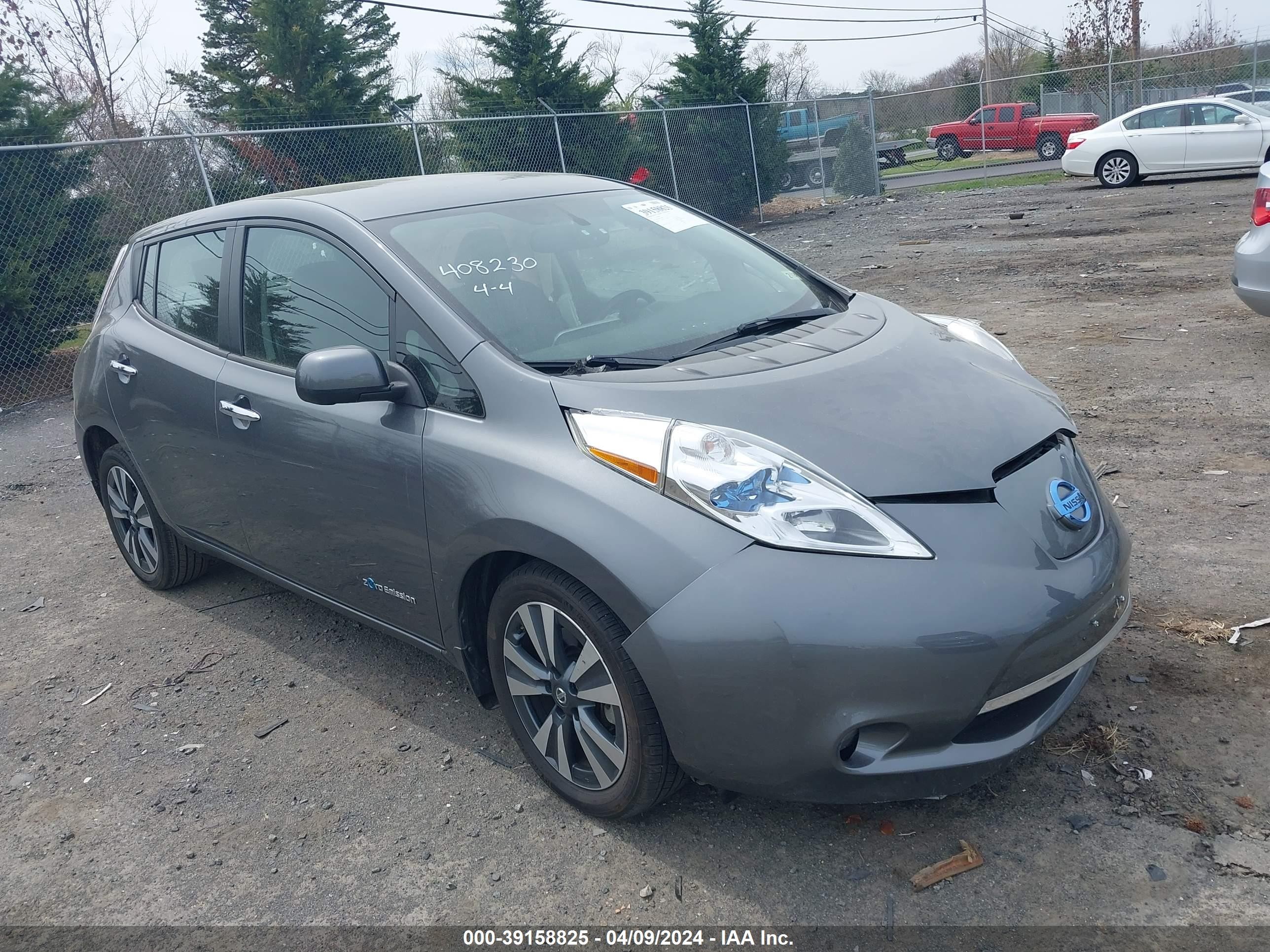 2017 NISSAN Leaf