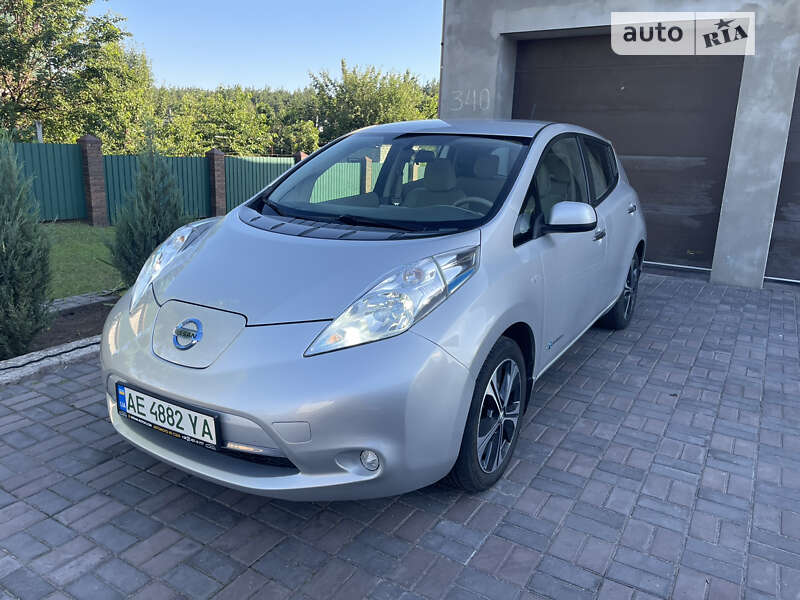 2017 nissan leaf