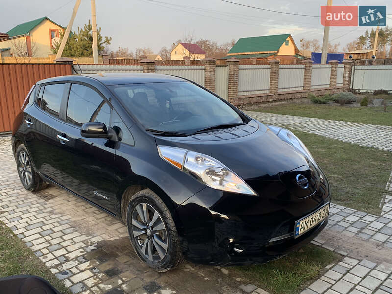 2015 nissan leaf