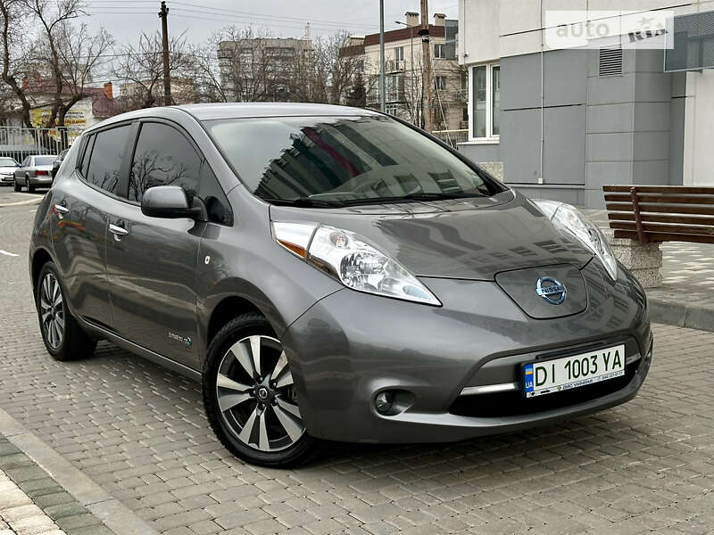 2015 nissan leaf