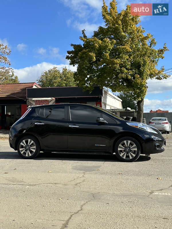 2016 nissan leaf