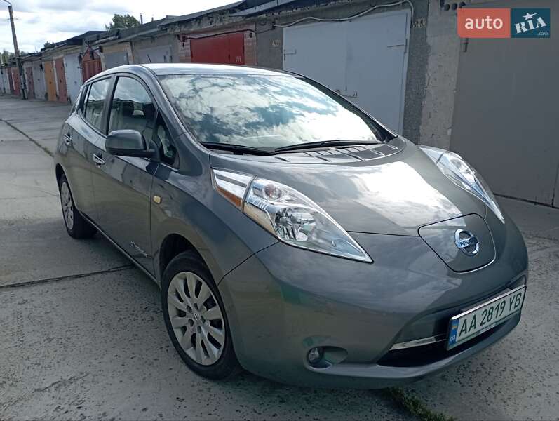 2016 nissan leaf