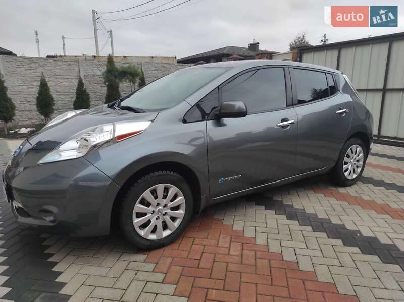 2017 nissan leaf
