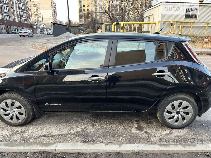 2017 nissan leaf