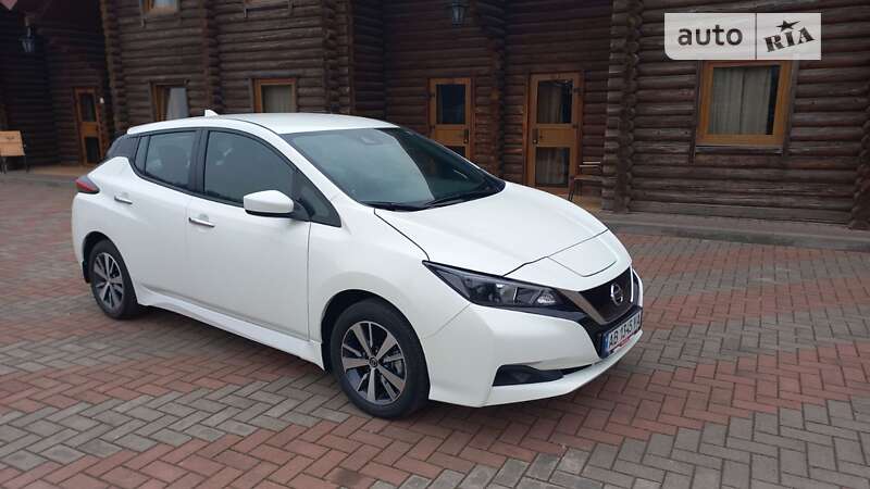 2021 nissan leaf