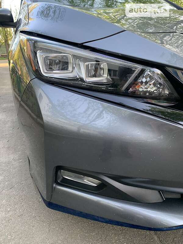 2020 nissan leaf