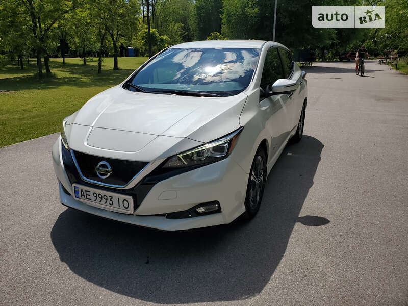 2019 nissan leaf