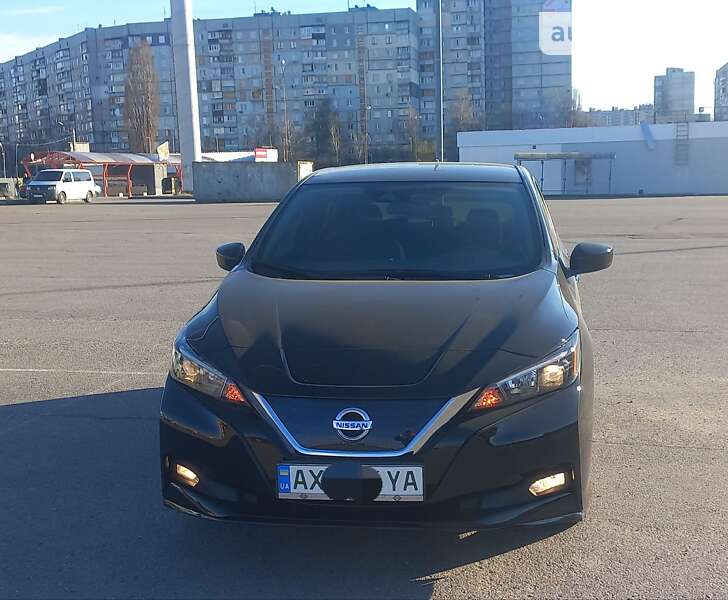 2020 nissan leaf