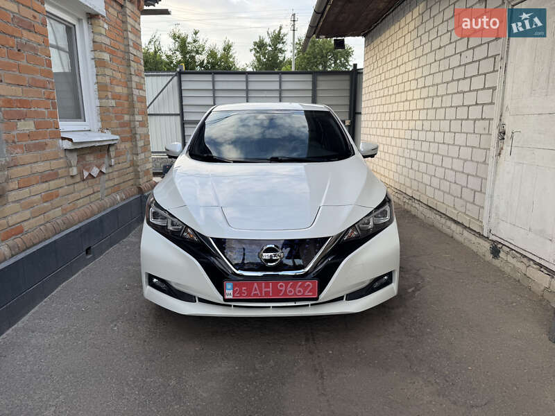 2019 nissan leaf