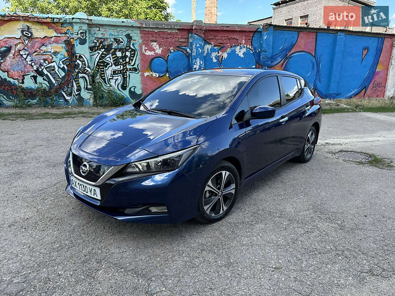 2020 nissan leaf