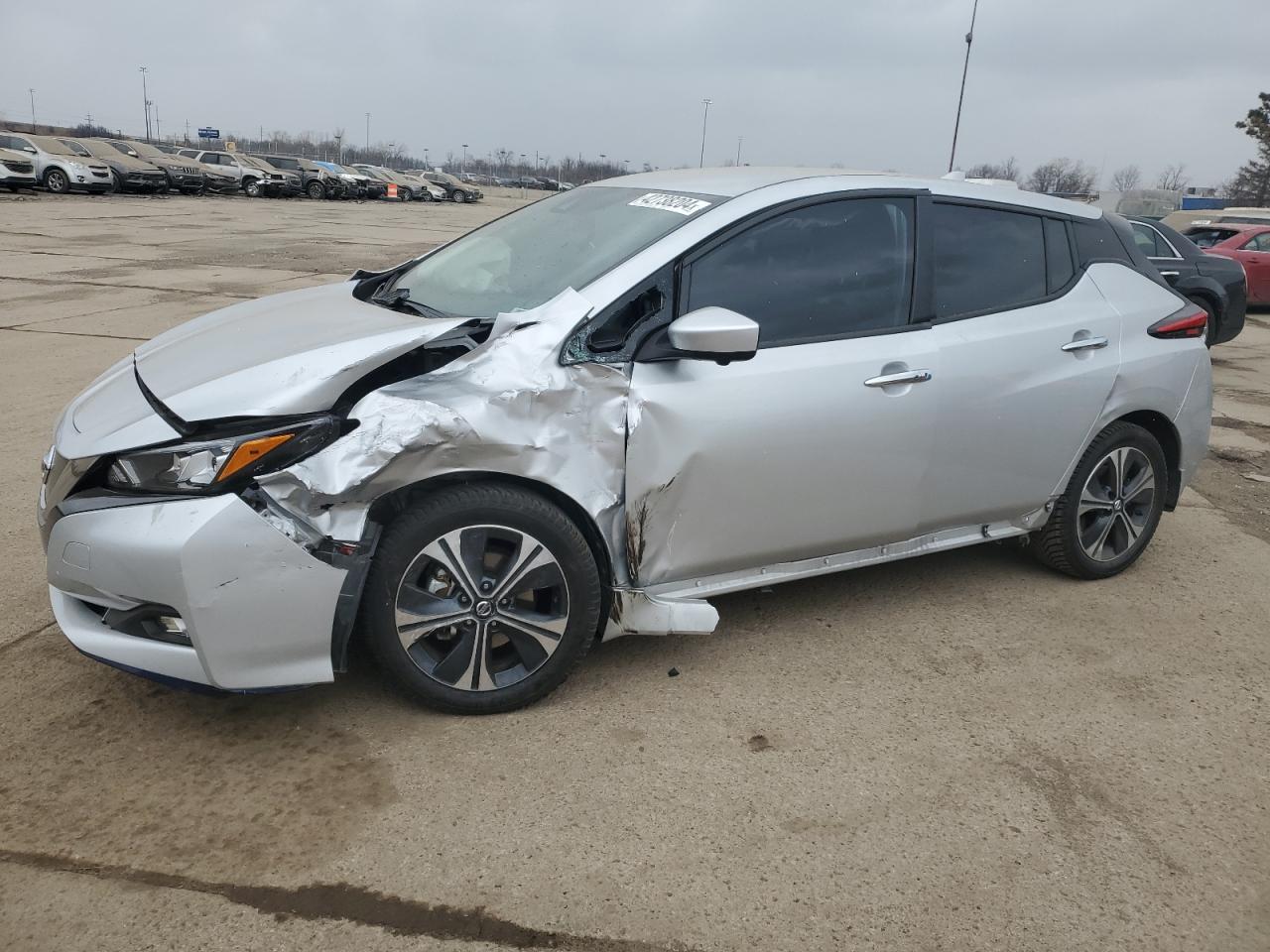2022 nissan leaf