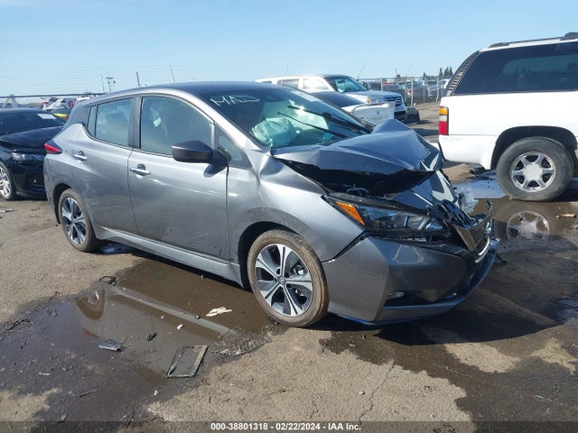 2021 nissan leaf