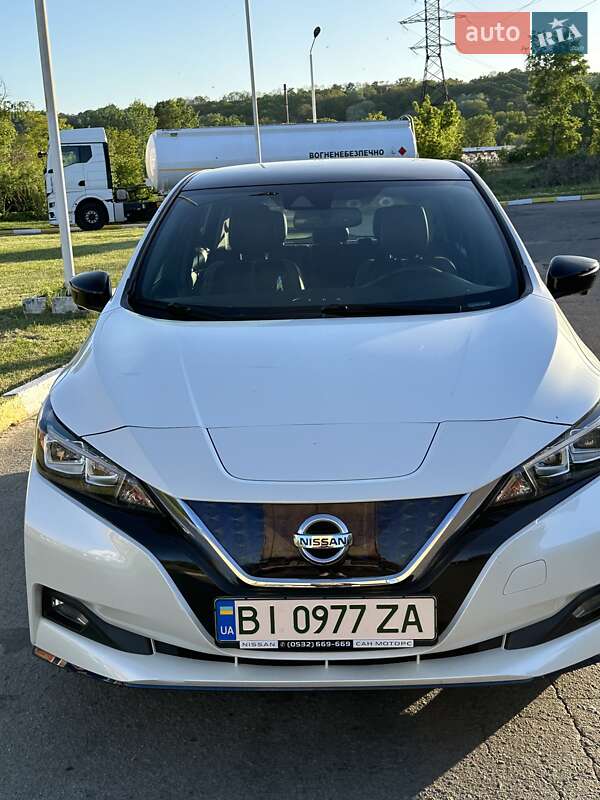 2020 nissan leaf