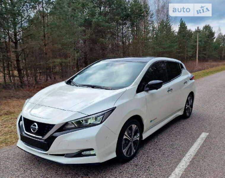 2020 nissan leaf