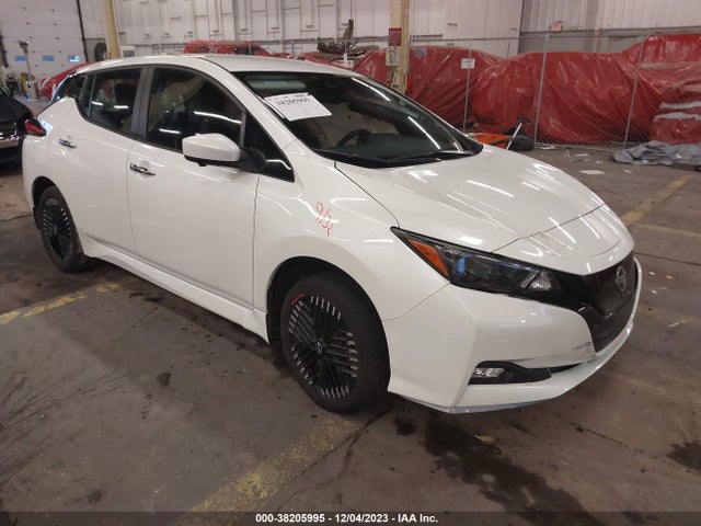 2022 nissan leaf