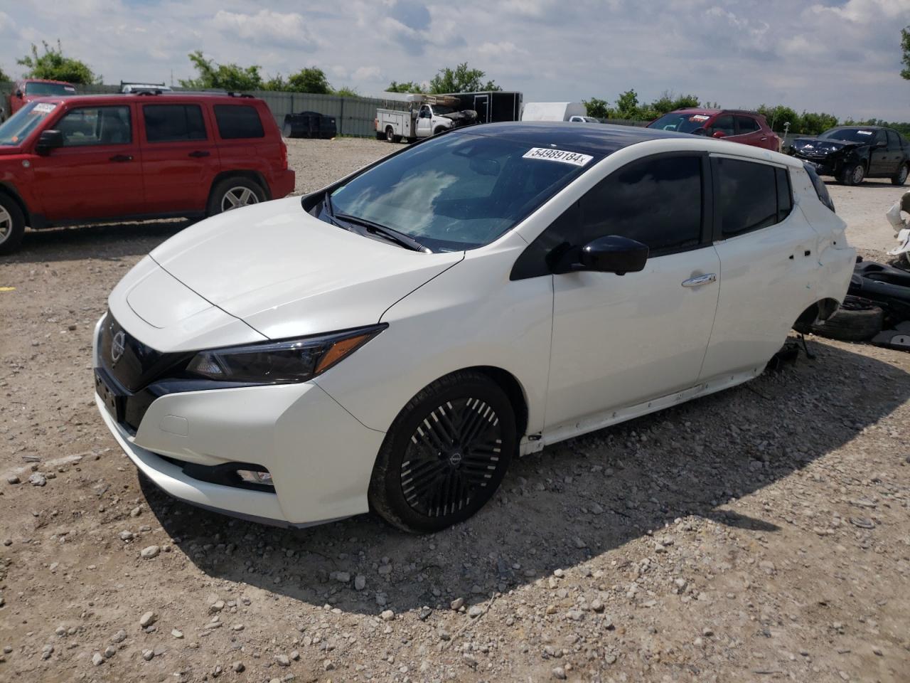 2023 nissan leaf