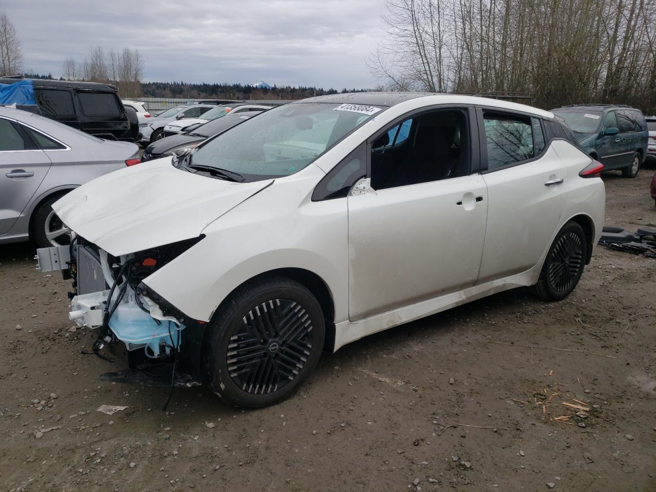 2023 nissan leaf