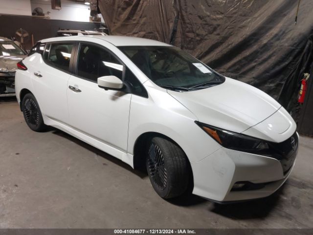 2023 NISSAN Leaf