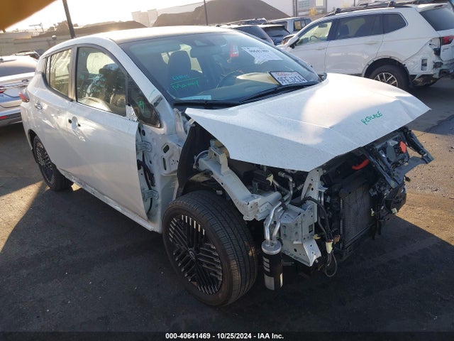 2023 nissan leaf