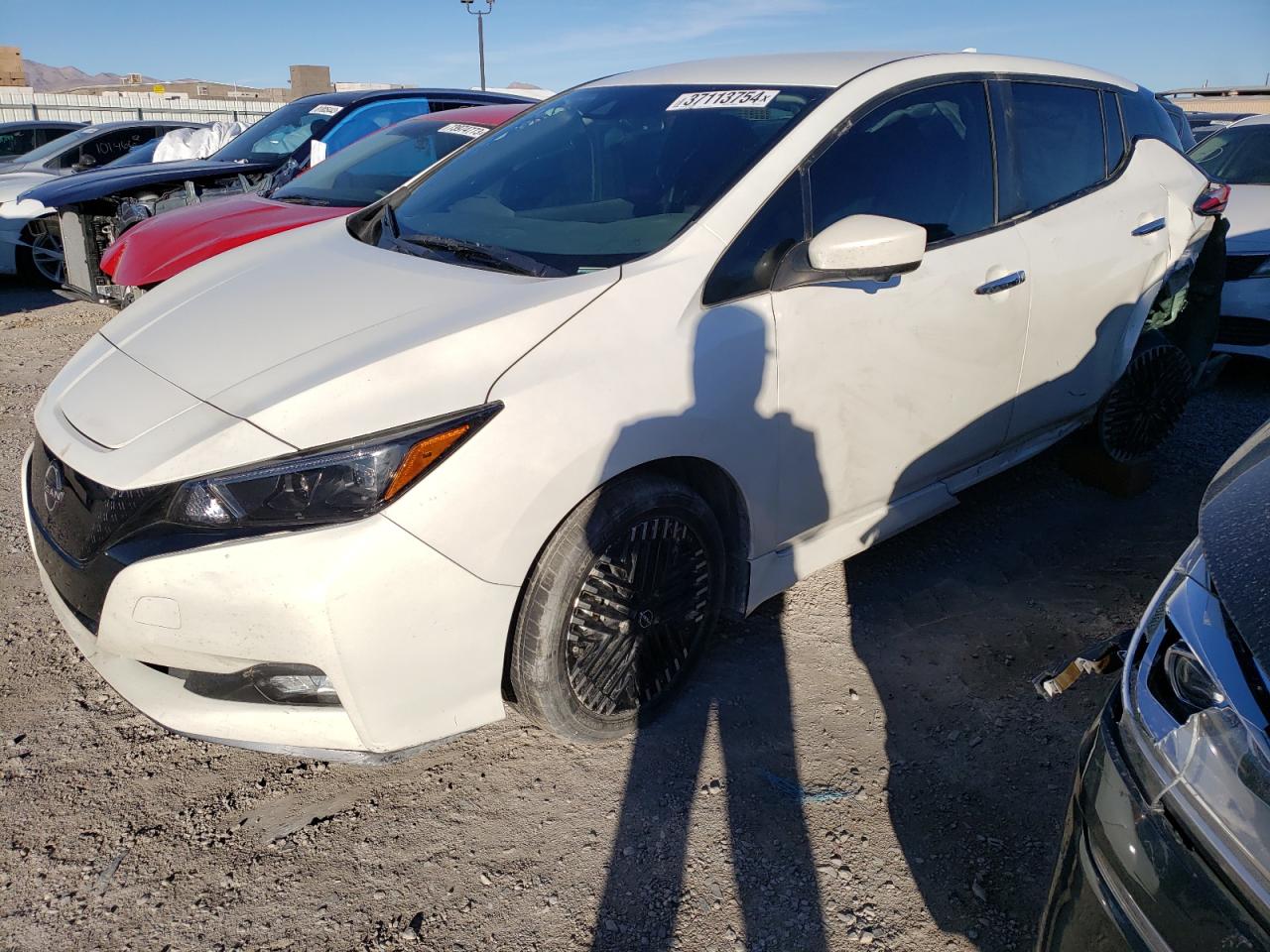 2022 nissan leaf