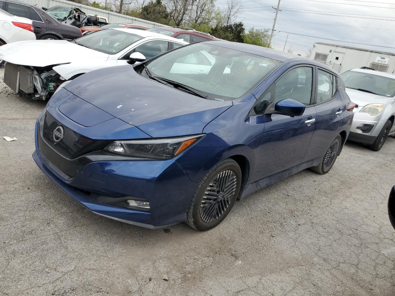 2023 nissan leaf