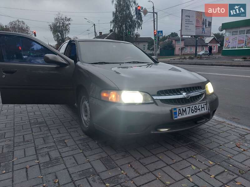 2000 nissan altima