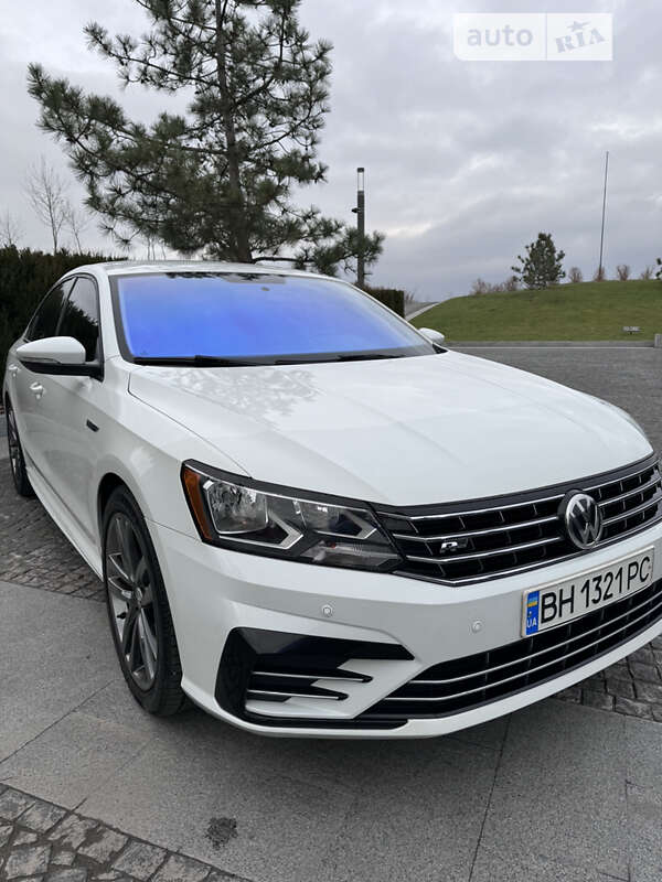 2018 volkswagen passat