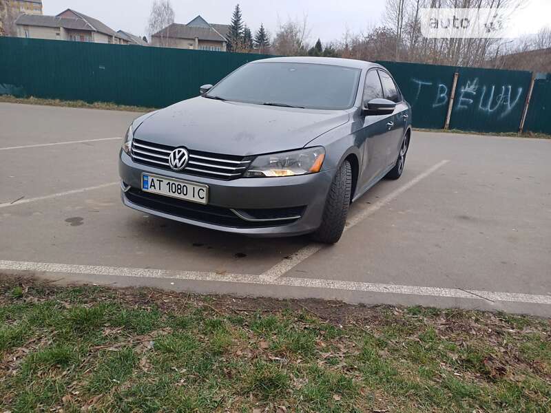 2014 VOLKSWAGEN Passat