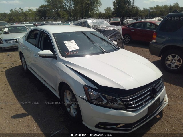 2016 VOLKSWAGEN Passat