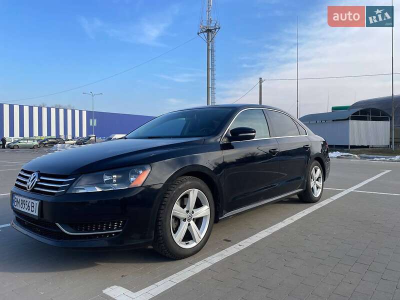 2014 VOLKSWAGEN Passat