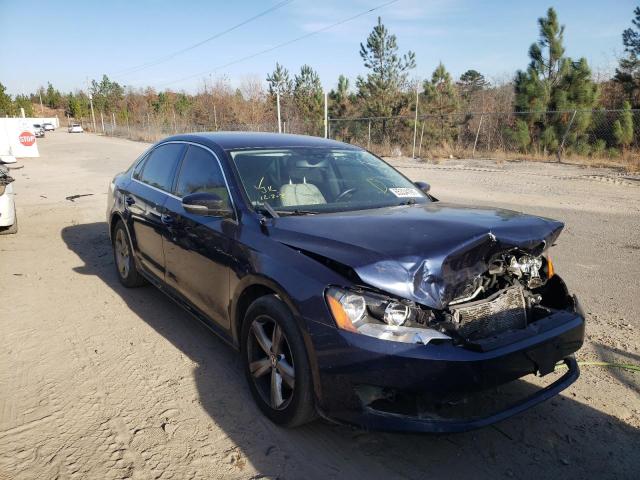 2013 VOLKSWAGEN Passat