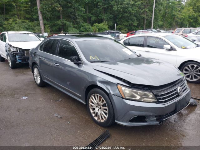 2017 VOLKSWAGEN Passat