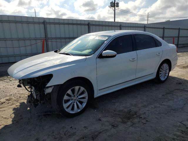 2017 VOLKSWAGEN Passat