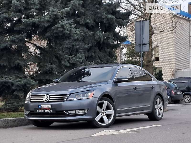 2015 VOLKSWAGEN Passat