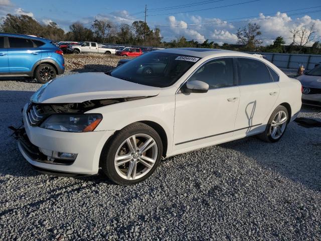 2015 VOLKSWAGEN Passat