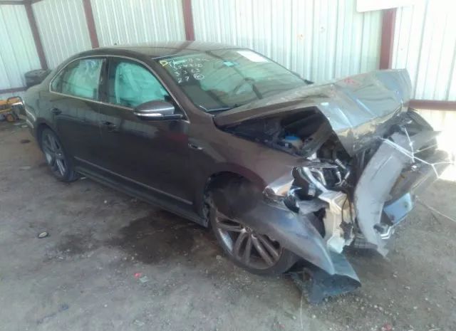 2017 VOLKSWAGEN Passat