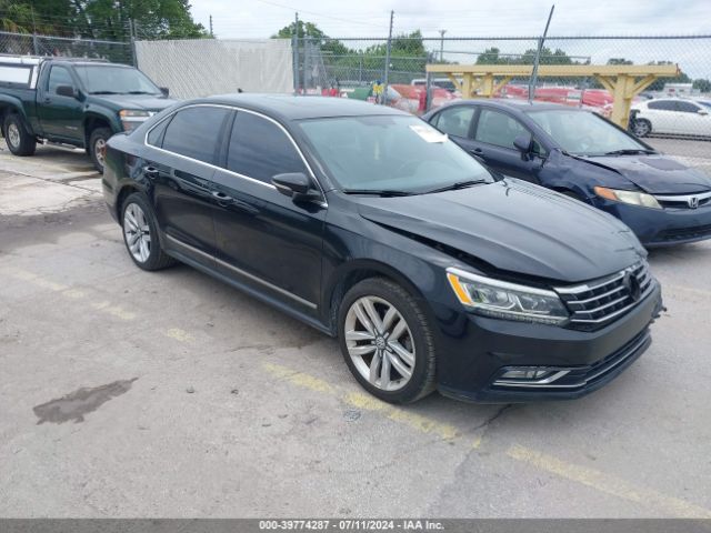 2017 VOLKSWAGEN Passat