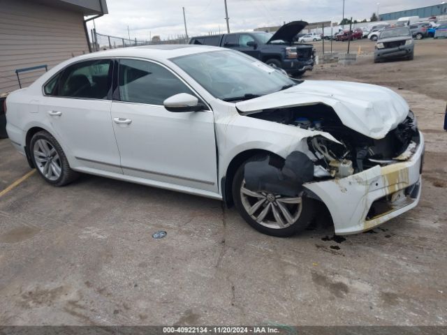 2017 VOLKSWAGEN Passat