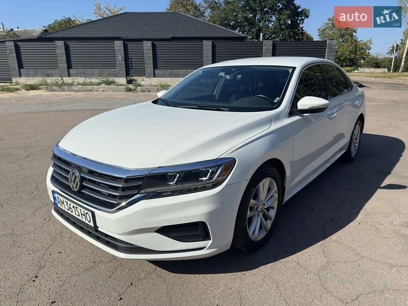 2020 VOLKSWAGEN Passat